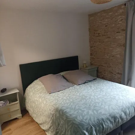 Maison De Pierre Entre Golfe Et Ocean Holiday home *